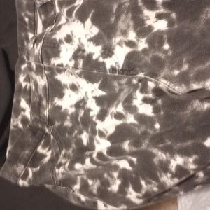 Time and tru, xl 16-18, black and white